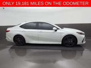 Toyota Camry 2025 SE 4dr Sedan