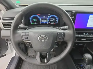 Toyota Camry 2025 SE 4dr Sedan