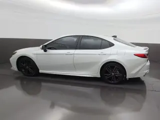 Toyota Camry 2025 SE 4dr Sedan