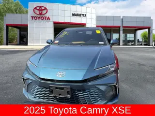 Toyota Camry 2025 SE 4dr Sedan