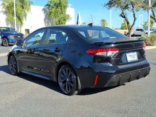 Toyota Corolla 2026 SE 4dr Sedán