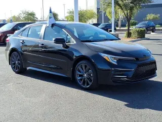 Toyota Corolla 2026 SE 4dr Sedán