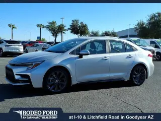 Toyota Corolla 2026 SE 4dr Sedán