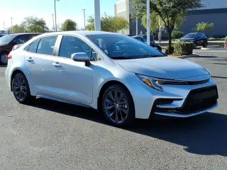 Toyota Corolla 2026 SE 4dr Sedán