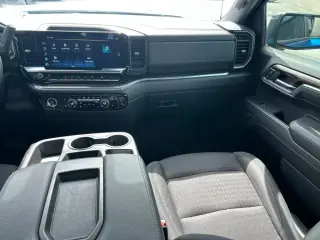 Chevrolet Silverado 1500 2023 4x2 LT 4dr Crew Cab 5.8 ft. SB
