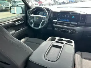 Chevrolet Silverado 1500 2023 4x2 LT 4dr Crew Cab 5.8 ft. SB