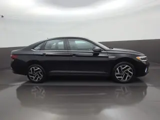Volkswagen Jetta 2024 SEL 4dr Sedán