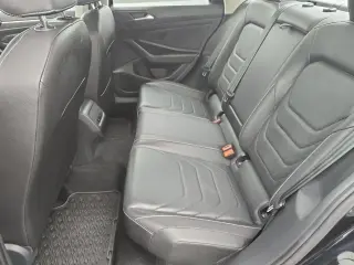 Volkswagen Jetta 2024 SEL 4dr Sedán