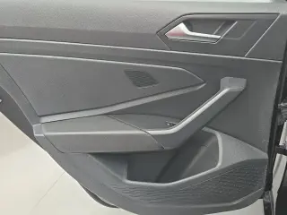 Volkswagen Jetta 2024 SEL 4dr Sedán