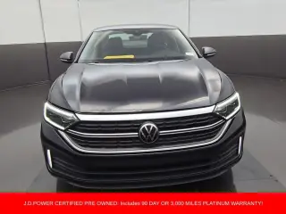 Volkswagen Jetta 2024 SEL 4dr Sedán