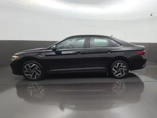 Volkswagen Jetta 2024 SEL 4dr Sedán