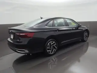 Volkswagen Jetta 2024 SEL 4dr Sedán
