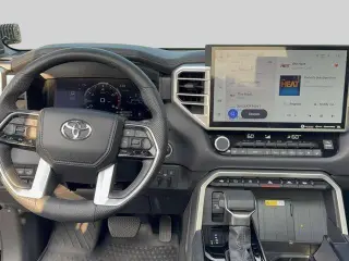Toyota Tundra 2022 4x4 Platinum 4dr CrewMax Cab Pickup SB