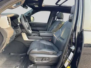 Toyota Tundra 2022 4x4 Platinum 4dr CrewMax Cab Pickup SB