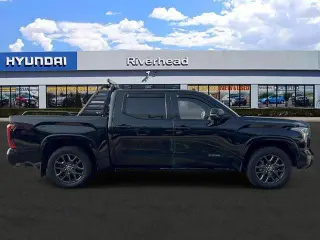 Toyota Tundra 2022 4x4 Platinum 4dr CrewMax Cab Pickup SB