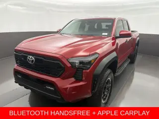 Toyota Tacoma 2024 4x4 SR5 4p Doble Cab 5.0 ft CB larga