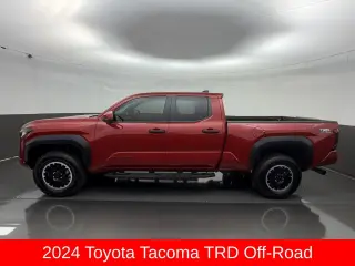 Toyota Tacoma 2024 4x4 SR5 4p Doble Cab 5.0 ft CB larga