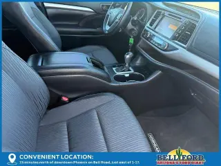 Toyota Highlander 2019 4x4 LE Plus 4p SUV