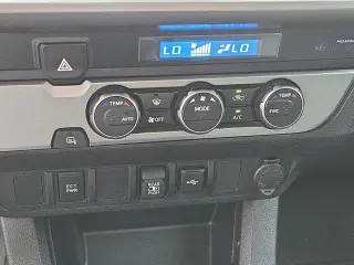 Toyota Tacoma 2022 4x2 TRD Off-Road 4dr Cabina Doble 5.0 ft SB