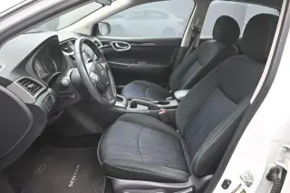 Nissan Sentra 2019 S 4dr Sedán 6M