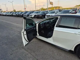 Toyota Camry 2021 TRD 4dr Sedán