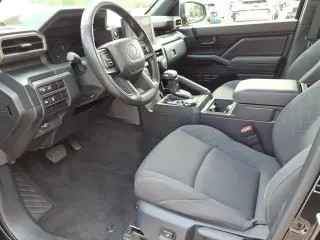 Toyota Tacoma 2024 4x4 SR 4p Doble Cabina Doble 5.0 ft SB 8A