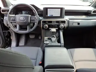 Toyota Tacoma 2024 4x4 SR 4p Doble Cabina Doble 5.0 ft SB 8A