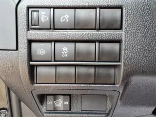 Toyota Tacoma 2024 4x4 SR 4p Doble Cabina Doble 5.0 ft SB 8A