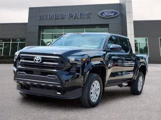 Toyota Tacoma 2024 4x4 SR 4p Doble Cabina Doble 5.0 ft SB 8A