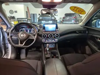 Nissan Sentra 2022 SV 4dr Sedán