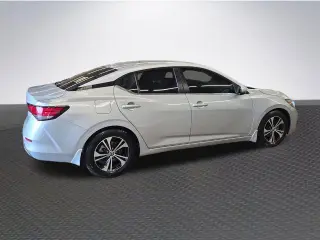Nissan Sentra 2022 SV 4dr Sedán