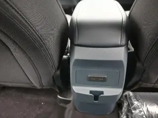 Ford Maverick 2025 XL 4dr SuperCrew 4.5 ft. SB