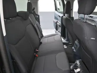 Ford Maverick 2025 XL 4dr SuperCrew 4.5 ft. SB