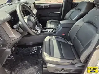 Ford Bronco 2025 4x4 Outer Banks 4p SUV