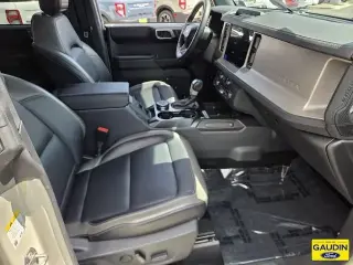 Ford Bronco 2025 4x4 Outer Banks 4p SUV