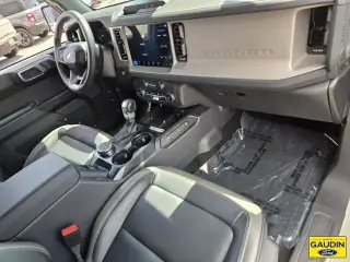 Ford Bronco 2025 4x4 Outer Banks 4p SUV