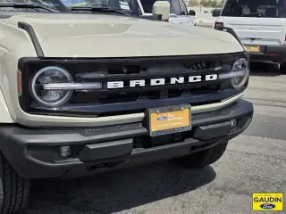 Ford Bronco 2025 4x4 Outer Banks 4p SUV
