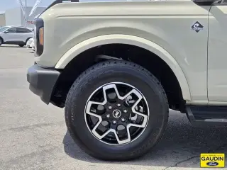 Ford Bronco 2025 4x4 Outer Banks 4p SUV