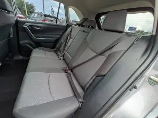 Toyota RAV4 Hybrid 2025 AWD XLE 4dr SUV