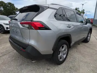 Toyota RAV4 Hybrid 2025 AWD XLE 4dr SUV