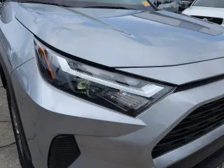 Toyota RAV4 Hybrid 2025 AWD XLE 4dr SUV