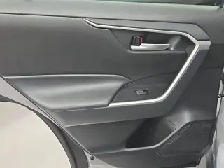 Toyota RAV4 2025 XLE 4 SUV