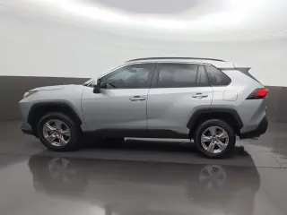 Toyota RAV4 2025 XLE 4 SUV