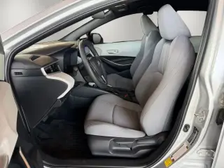 Toyota Corolla Hybrid 2024 LE 4dr Sedan