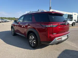 Nissan Pathfinder 2024 SL 4dr SUV