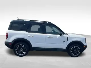Ford Bronco Sport 2025 AWD Outer Banks 4 puertas SUV