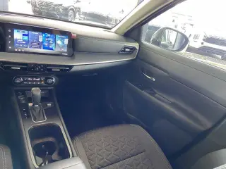 Nissan Kicks 2026 AWD SV 4dr Crossover