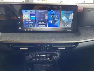 Nissan Kicks 2026 AWD SV 4dr Crossover