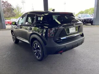 Nissan Kicks 2026 AWD SV 4dr Crossover
