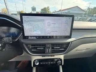 Ford Escape 2023 AWD Platinum 4dr SUV
